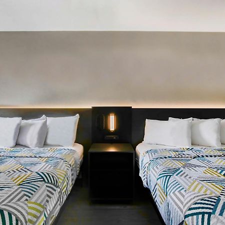 Motel 6 Atlanta, Ga - Midtown Екстер'єр фото
