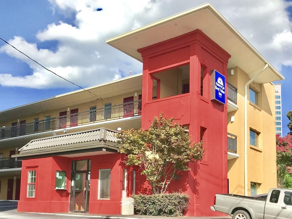 Motel 6 Atlanta, Ga - Midtown Екстер'єр фото