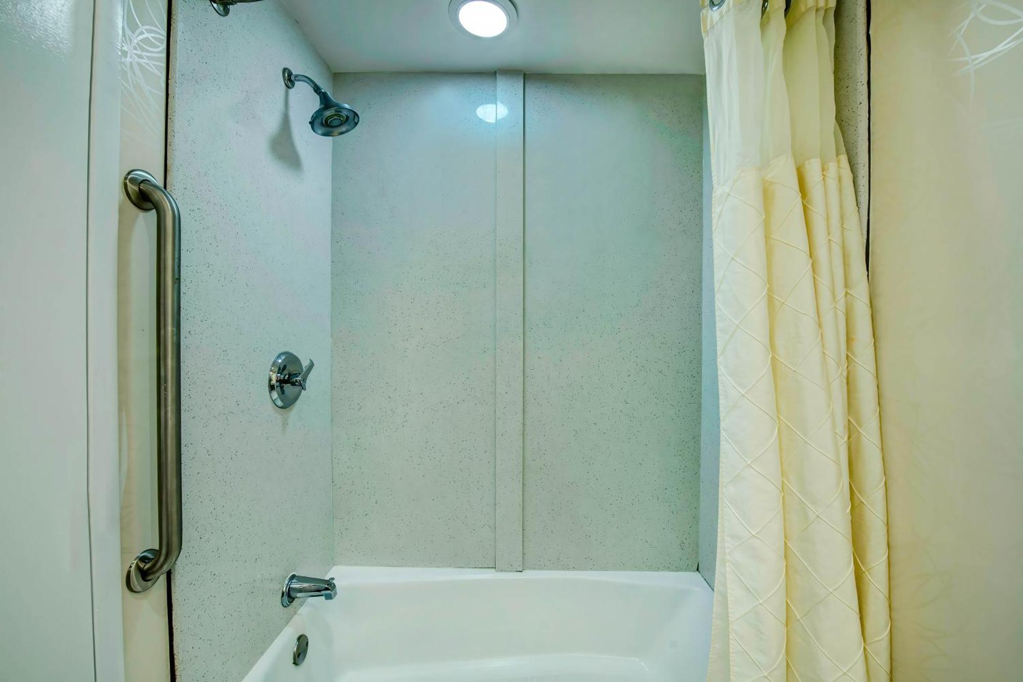 Motel 6 Atlanta, Ga - Midtown Екстер'єр фото